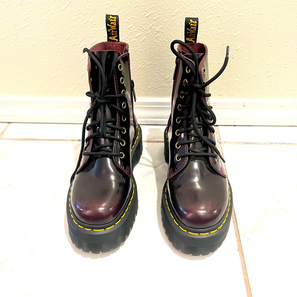 Doc Martens Platform, size 7, dark red!